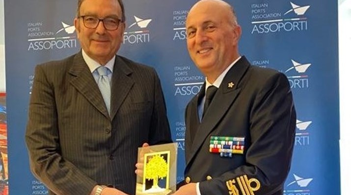 Visita dell'Ammiraglio Ispettore Capo Nicola Carlone